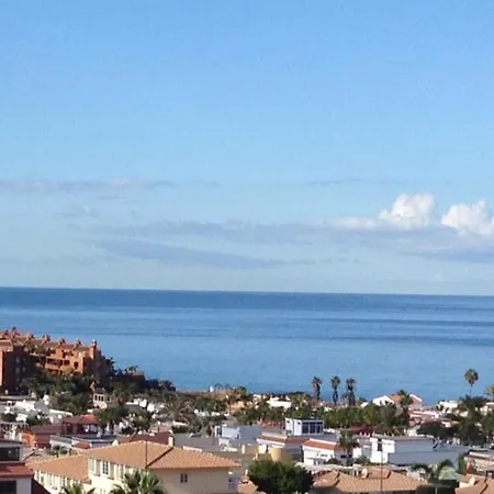 Apartment 16A Fabulous El Faro, Huge Sun Terrace!Heated Pool Arona (Tenerife)